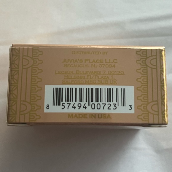 THE ROYALTY III By Juvia’s Loose Facial Highlighter - Picture 7 of 10